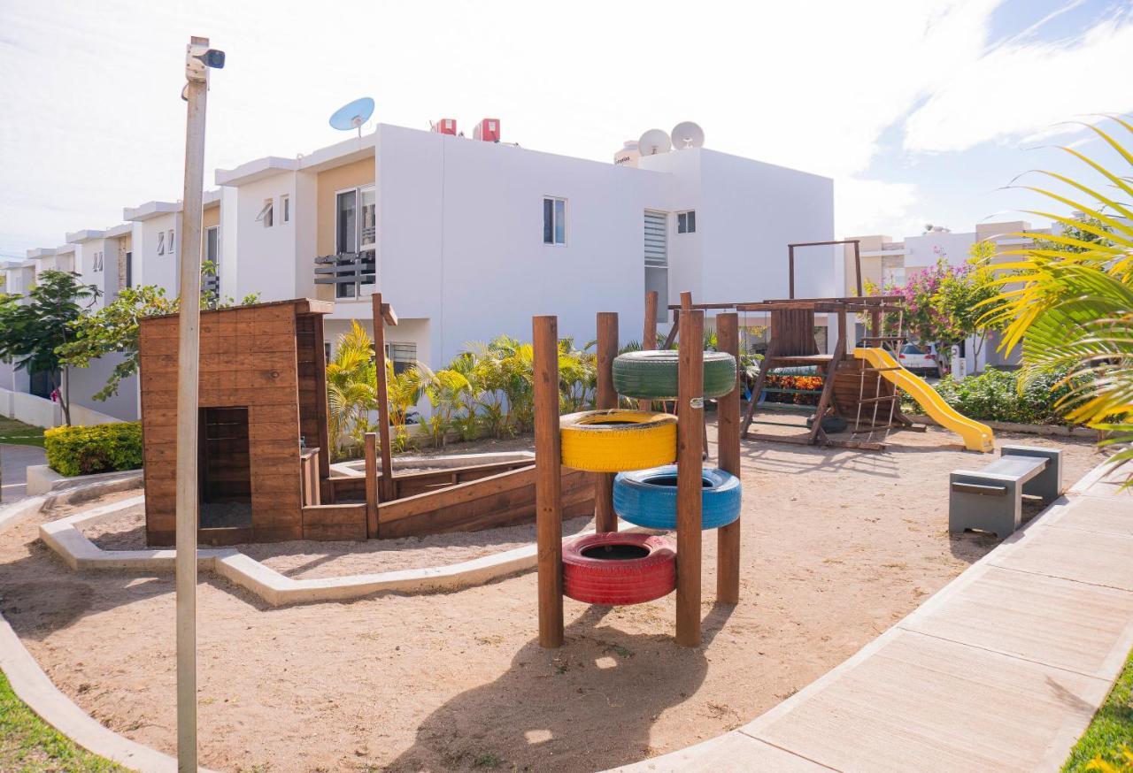 فيلا Casa En Privada Frente A La Playa Con Alberca! ماساتلان المظهر الخارجي الصورة