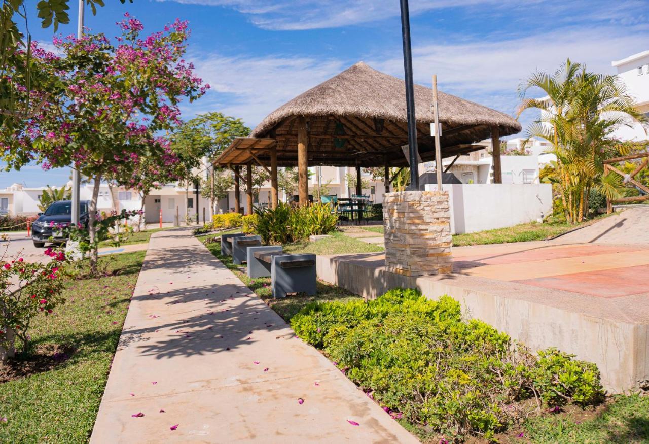 فيلا Casa En Privada Frente A La Playa Con Alberca! ماساتلان المظهر الخارجي الصورة