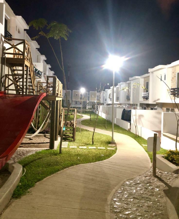 فيلا Casa En Privada Frente A La Playa Con Alberca! ماساتلان المظهر الخارجي الصورة