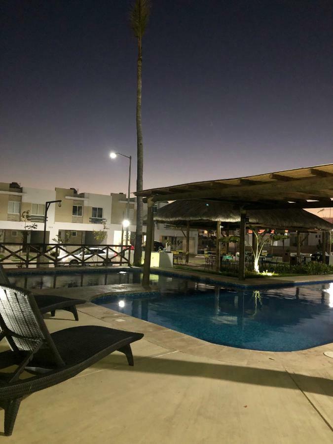 فيلا Casa En Privada Frente A La Playa Con Alberca! ماساتلان المظهر الخارجي الصورة